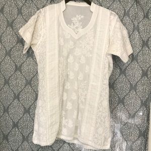 Romantic embroidered / quilted short sleeve top